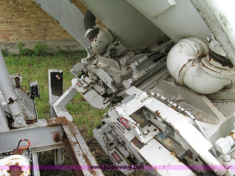 image for item 5084 1989 Guzzler Manuf., Inc. Reach abatement vacuum