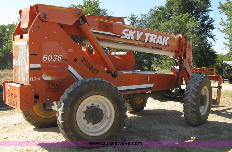image for item 5095 1999 SkyTrak 6036 telehandler