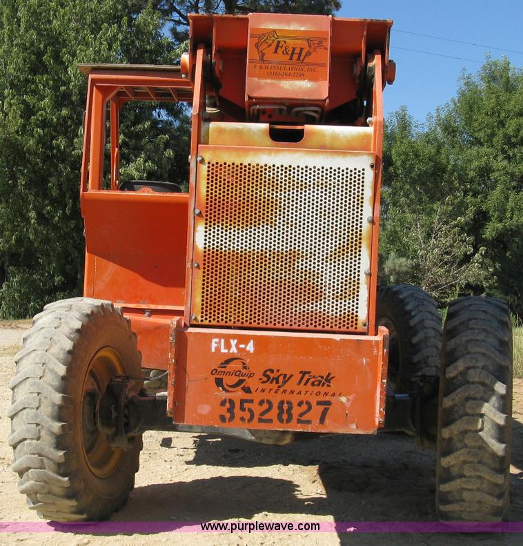 image for item 5095 1999 SkyTrak 6036 telehandler