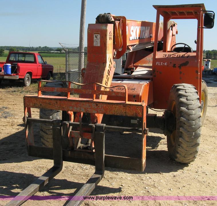 image for item 5095 1999 SkyTrak 6036 telehandler