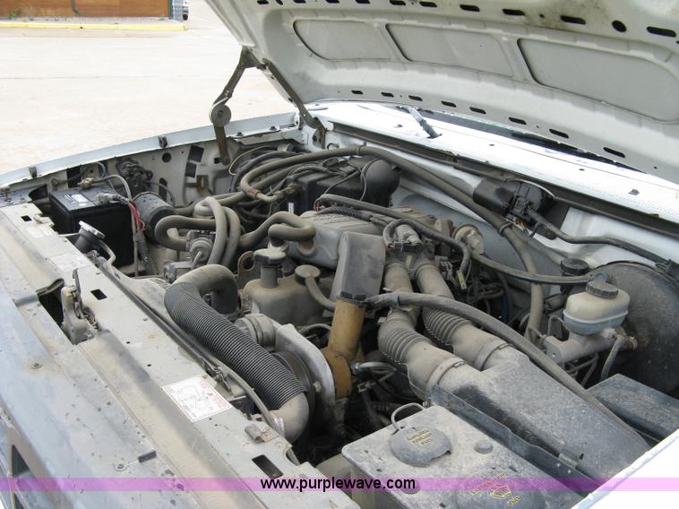 image for item 5097 1992 Ford F150 pickup