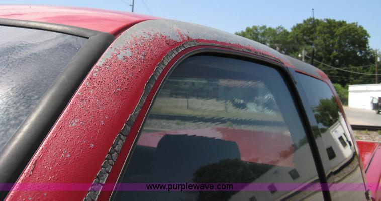 image for item 5098 1997 Dodge Ram 1500 extended-cab pickup