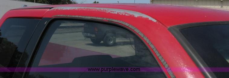 image for item 5098 1997 Dodge Ram 1500 extended-cab pickup