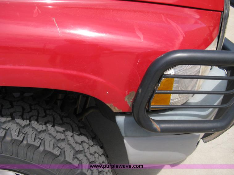 image for item 5098 1997 Dodge Ram 1500 extended-cab pickup