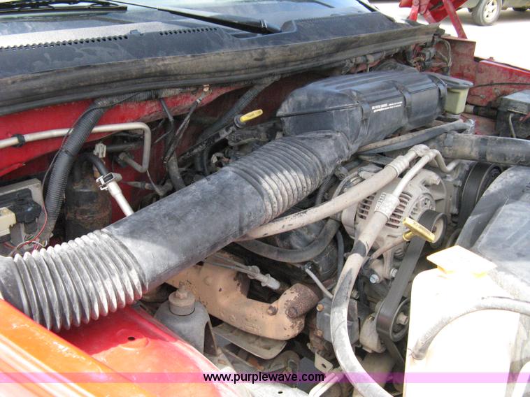 image for item 5098 1997 Dodge Ram 1500 extended-cab pickup