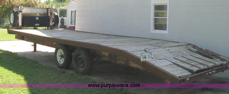image for item 5103 1977 homebuilt gooseneck, flat-bed, tandem axle trailer
