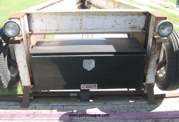 image for item 5103 1977 homebuilt gooseneck, flat-bed, tandem axle trailer