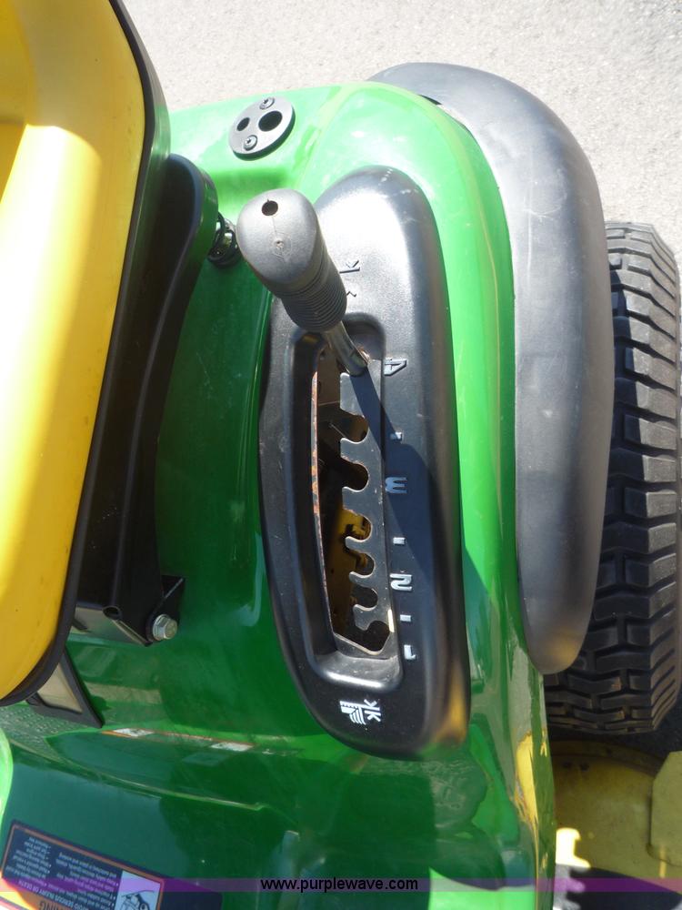 image for item 7002 2005 John Deere L120D lawn mower