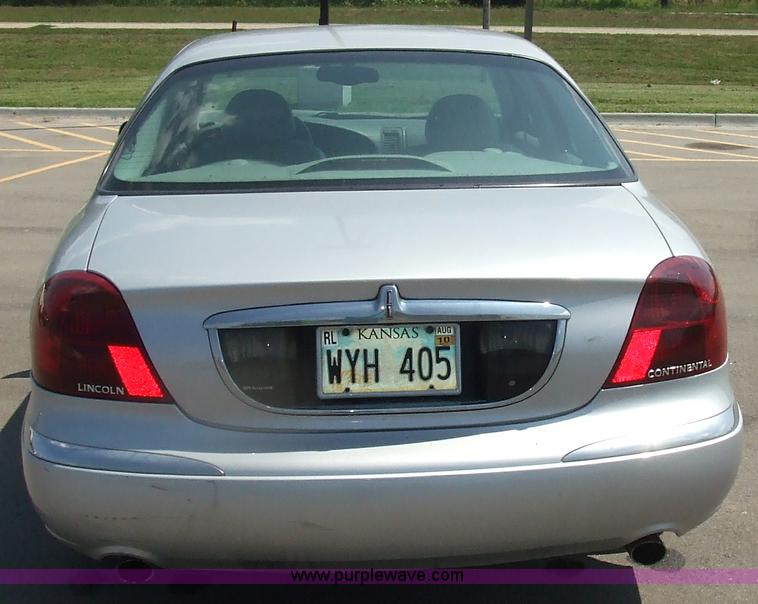 image for item 7143 2001 Lincoln Continental