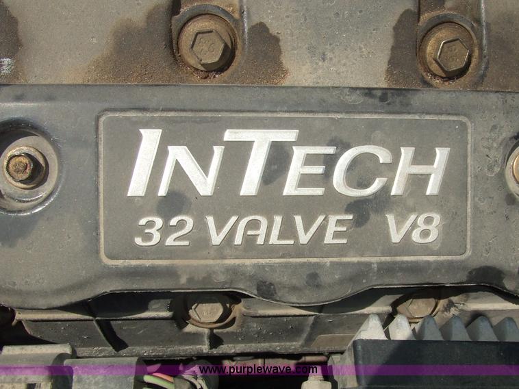 image for item 7143 2001 Lincoln Continental