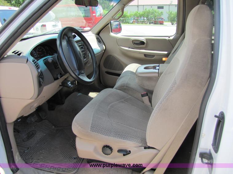 image for item 7172 1999 Ford F150 extended cab pickup truck