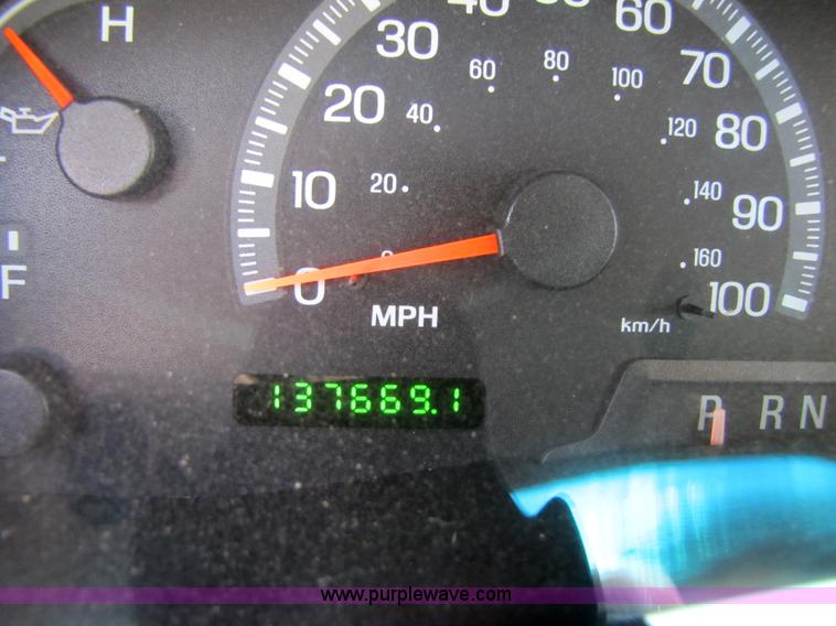 image for item 7172 1999 Ford F150 extended cab pickup truck