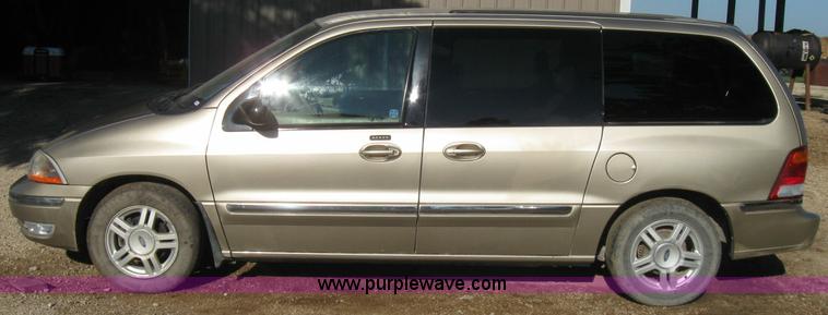 image for item 7228 2001 Ford Winstar SE mini van