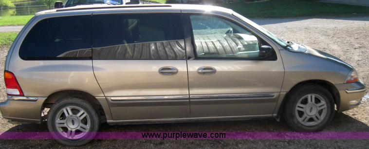 image for item 7228 2001 Ford Winstar SE mini van