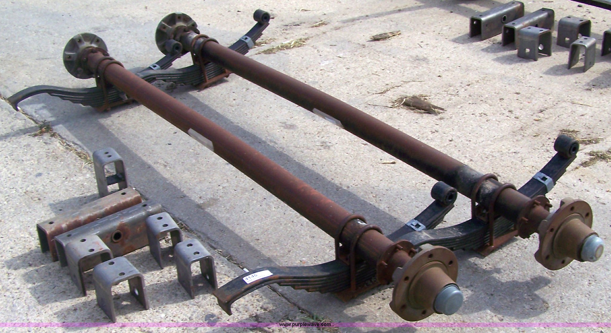 Pair of Dexter SLR axles in Ellis, KS Item 4145 sold Purple Wave