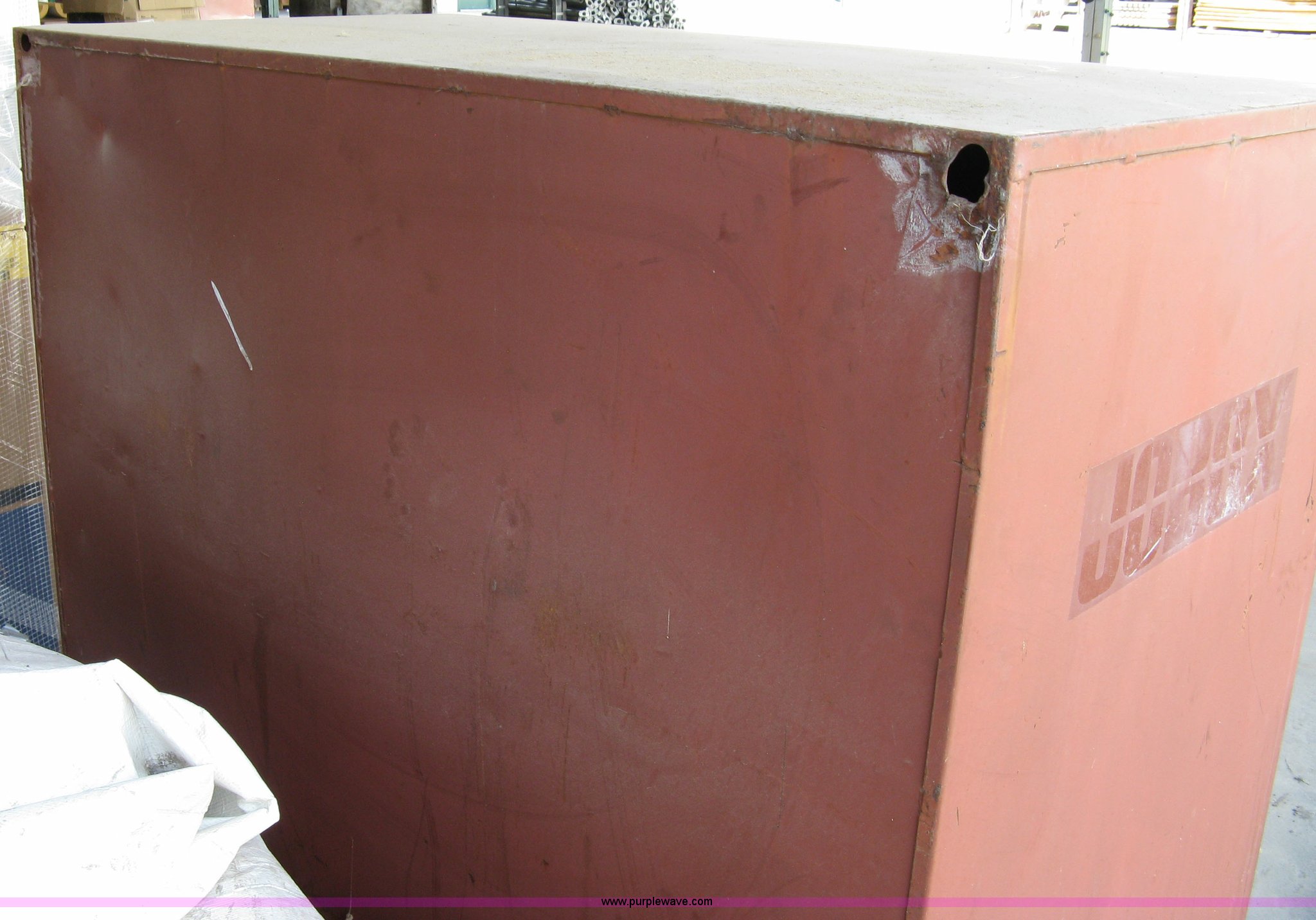 JoBox storage box in Kechi, KS Item 5060 sold Purple Wave