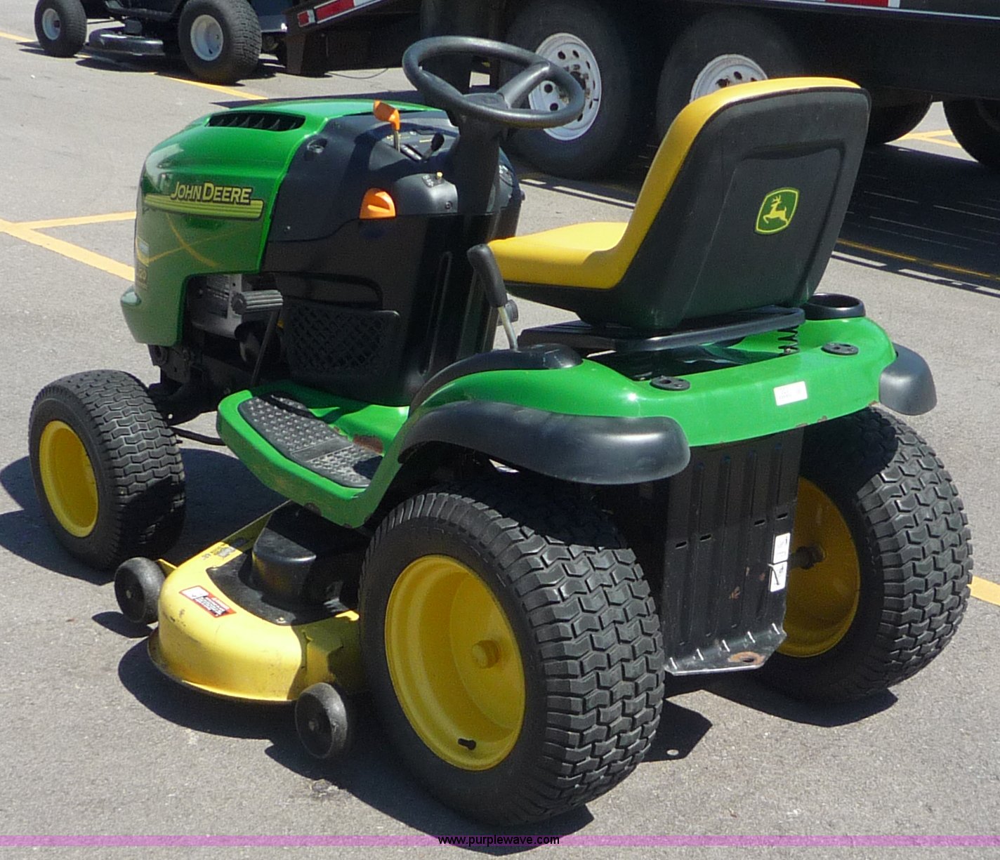 2005 John Deere L120D lawn mower in Manhattan, KS Item 7002 sold