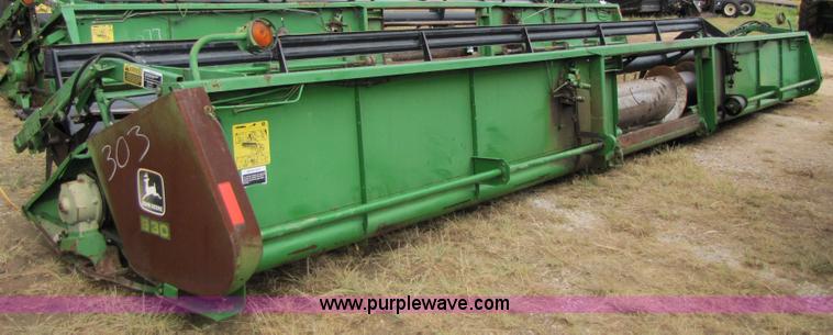 image for item 1003 1993 John Deere 930 30' platform