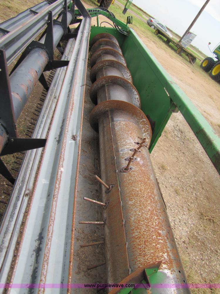 image for item 1003 1993 John Deere 930 30' platform