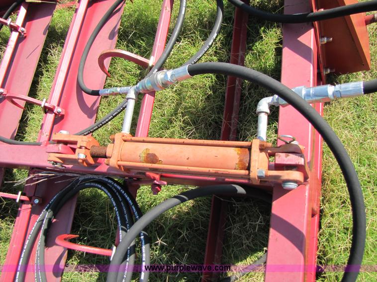 image for item 1014 Front-end loader eight bale grapple