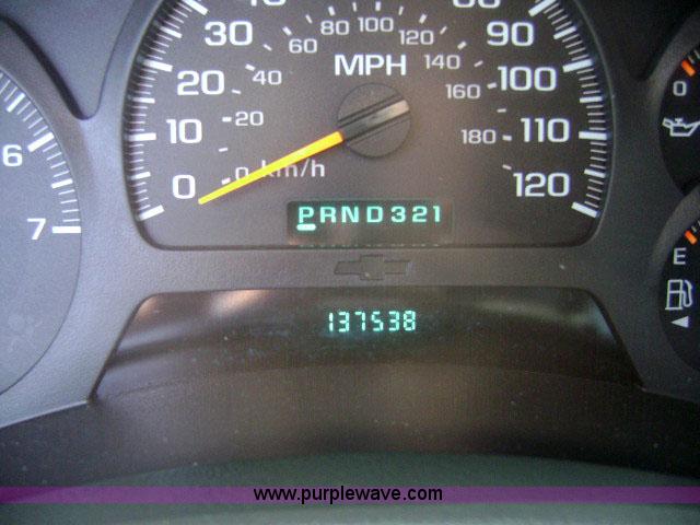 image for item 1610 2003 Chevrolet Trailblazer