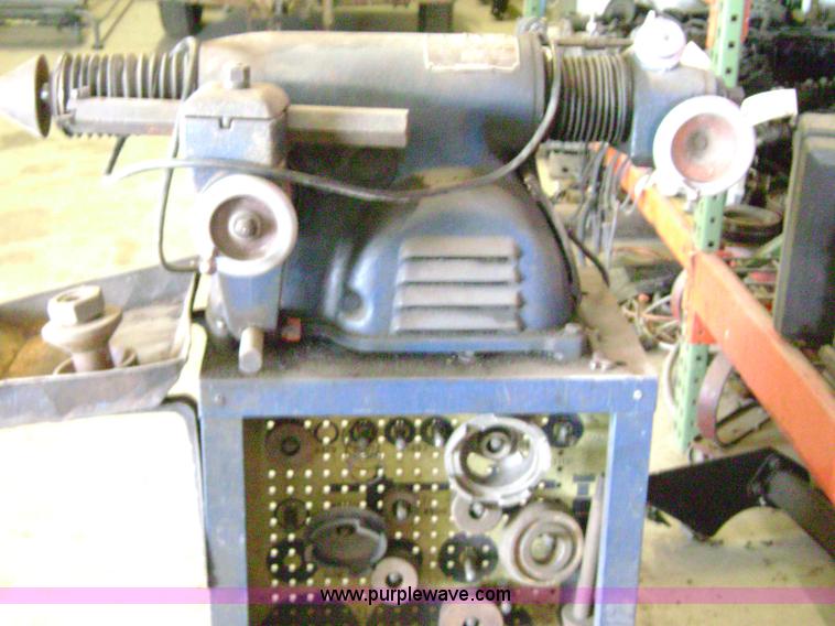 image for item 1611 Ammco brake lathe