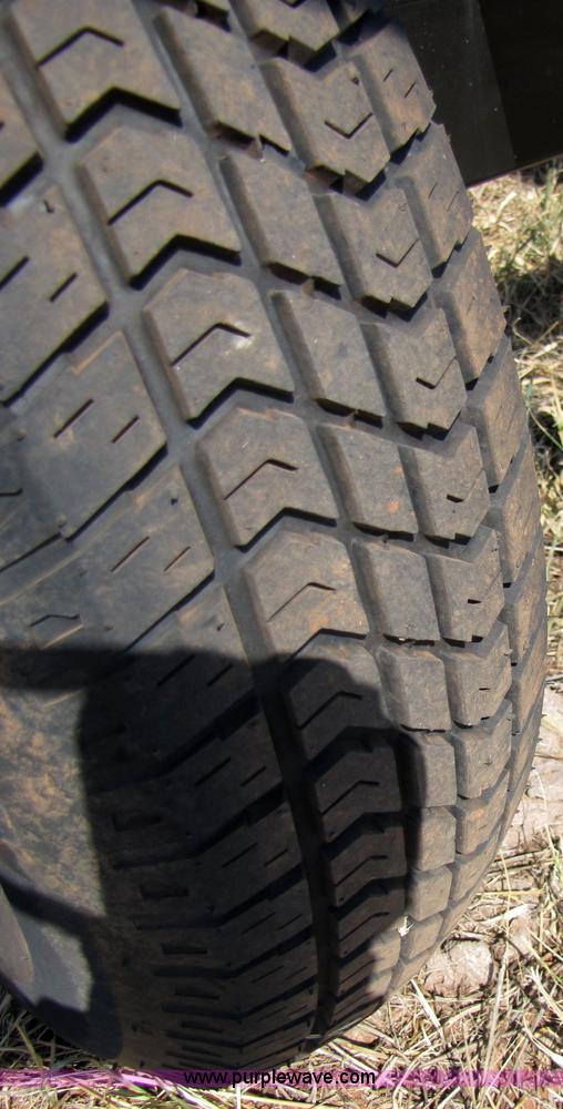 image for item 3066 2010 Wemhoff H-36 36' header trailer