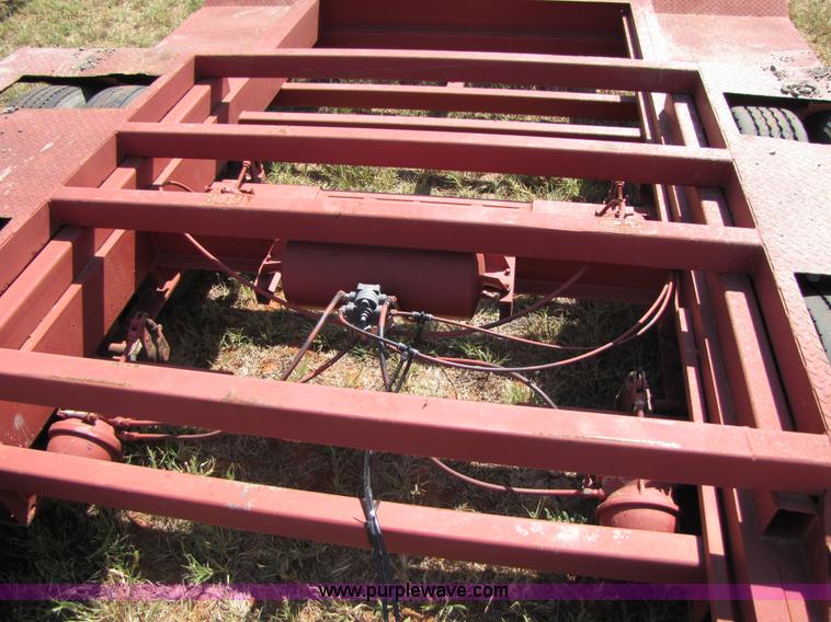 image for item 3067 2001 Homebuilt combine trailer