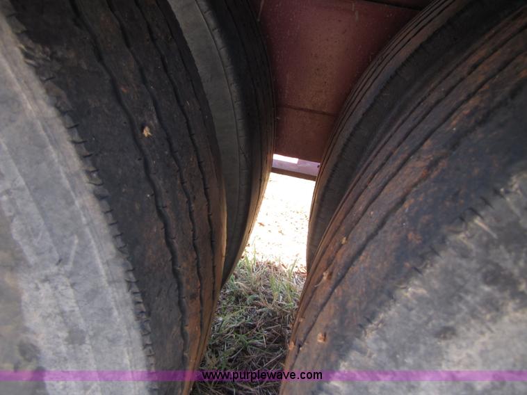 image for item 3067 2001 Homebuilt combine trailer