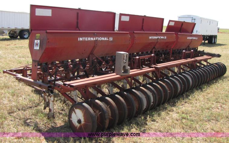 image for item 3069 International 150 24' drill