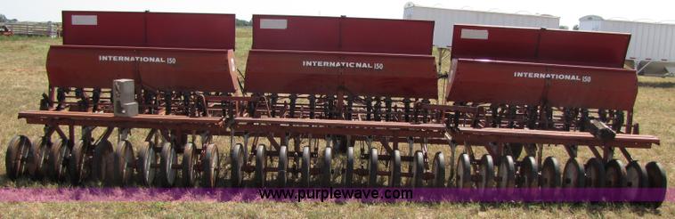 image for item 3069 International 150 24' drill