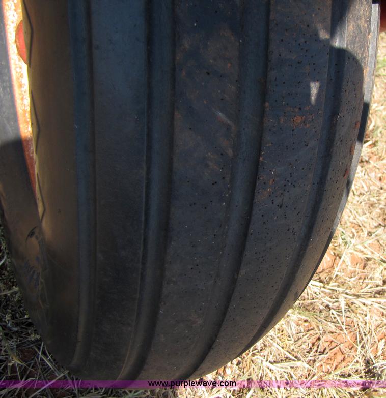 image for item 3069 International 150 24' drill