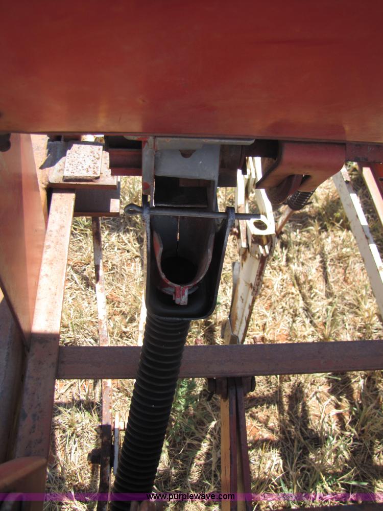 image for item 3069 International 150 24' drill