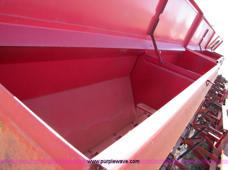 image for item 3069 International 150 24' drill