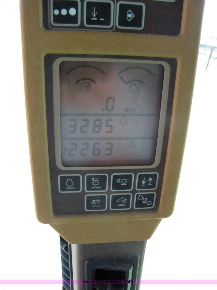 image for item 3071 2000 John Deere 9750STS RWA combine