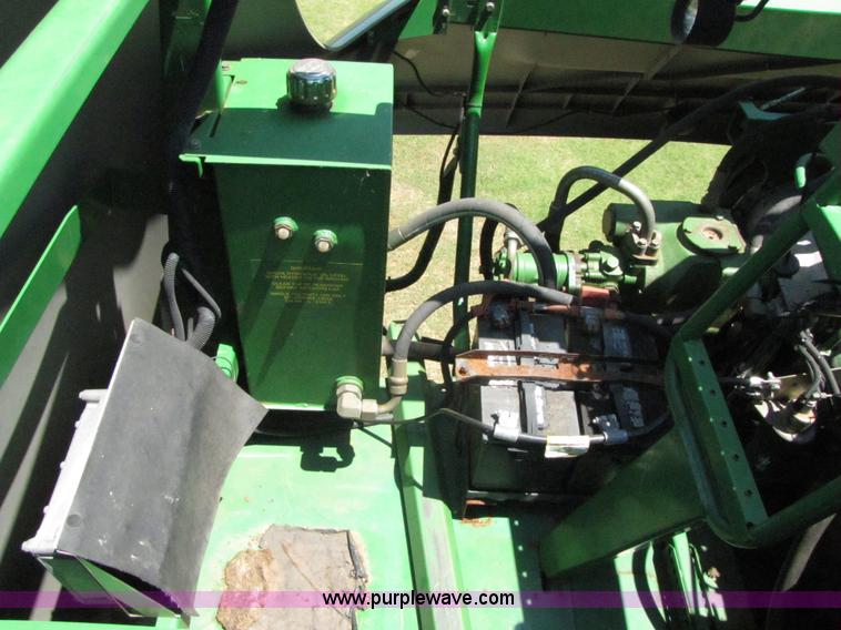 image for item 3071 2000 John Deere 9750STS RWA combine
