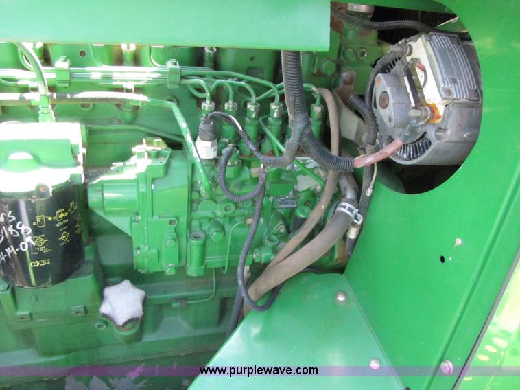 image for item 3071 2000 John Deere 9750STS RWA combine