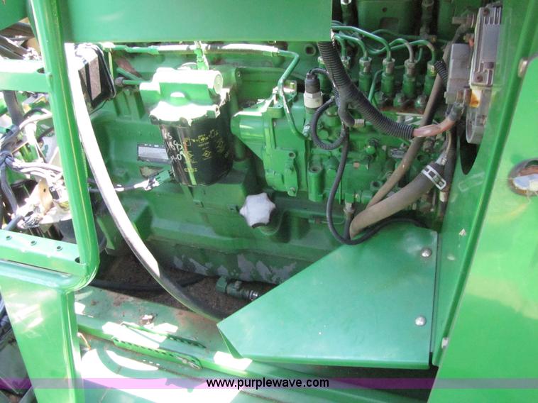 image for item 3071 2000 John Deere 9750STS RWA combine