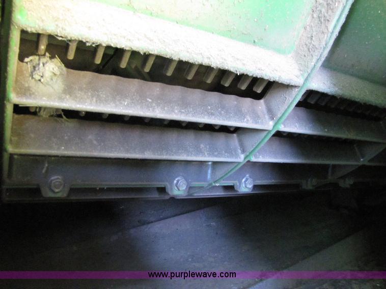 image for item 3071 2000 John Deere 9750STS RWA combine