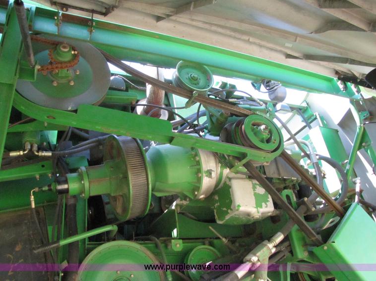 image for item 3071 2000 John Deere 9750STS RWA combine