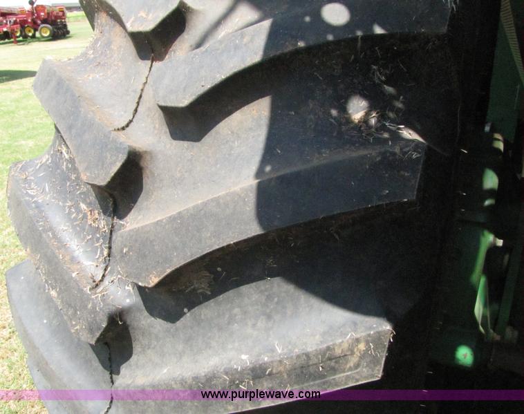 image for item 3071 2000 John Deere 9750STS RWA combine