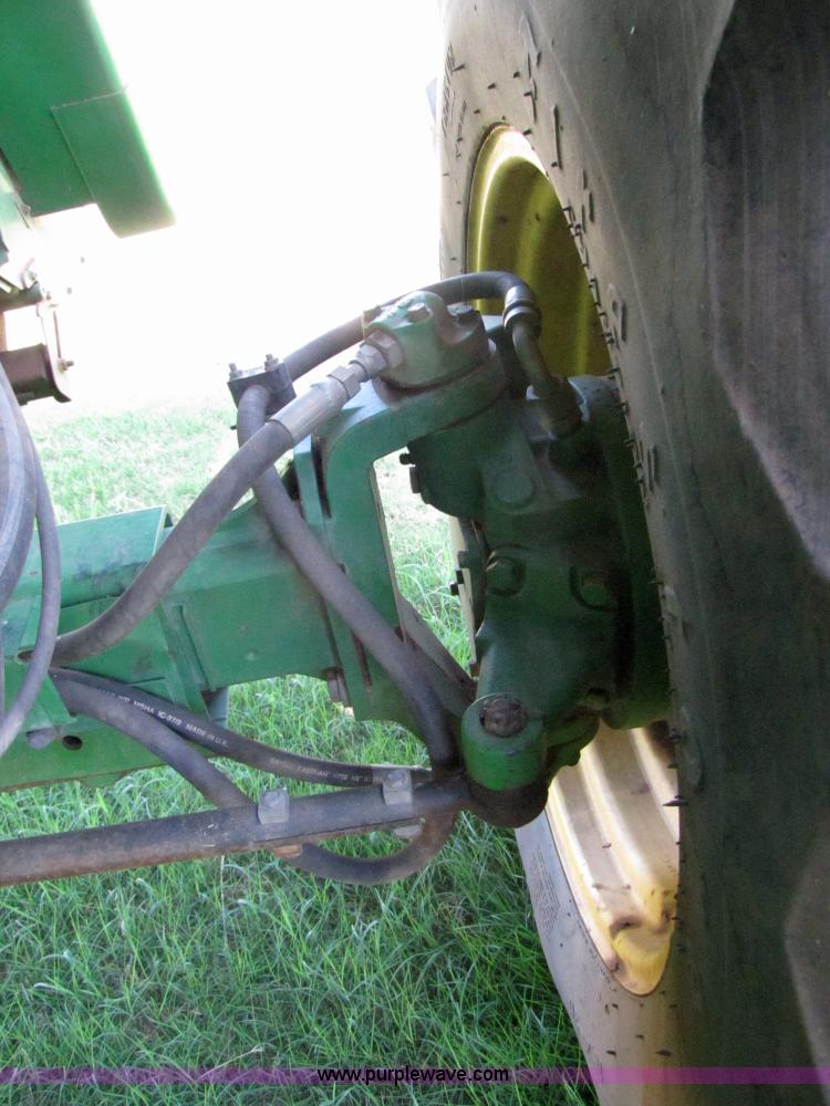 image for item 3071 2000 John Deere 9750STS RWA combine