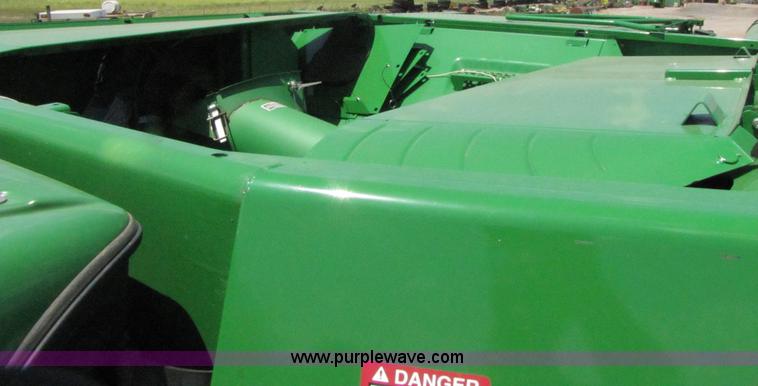image for item 3072 2008 John Deere 9770STS combine