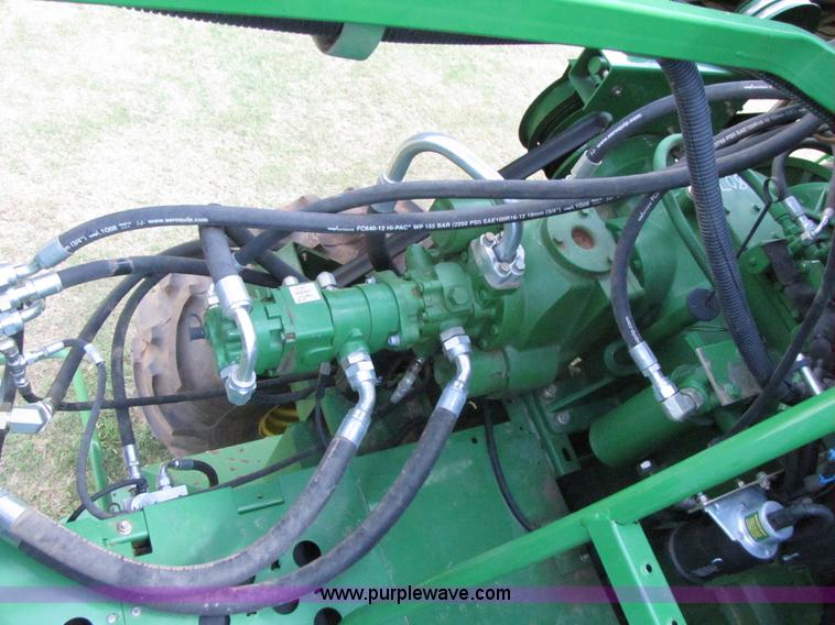 image for item 3072 2008 John Deere 9770STS combine
