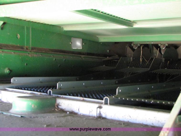 image for item 3072 2008 John Deere 9770STS combine