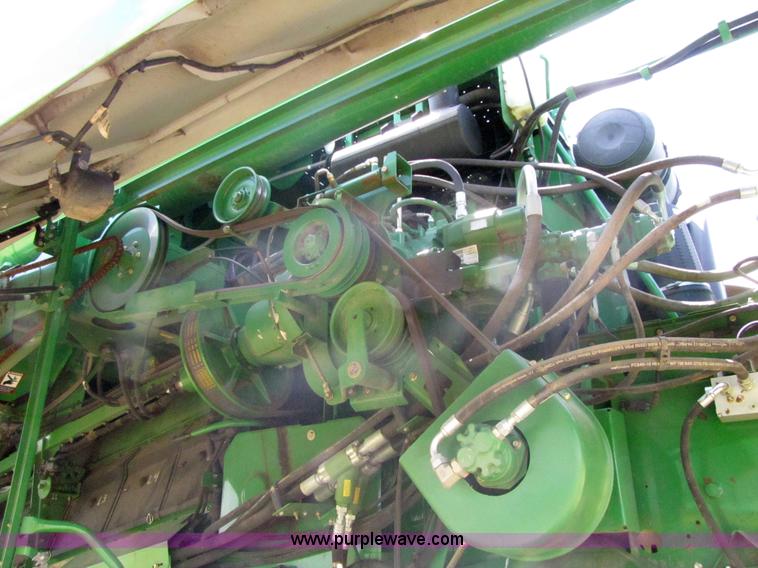 image for item 3072 2008 John Deere 9770STS combine