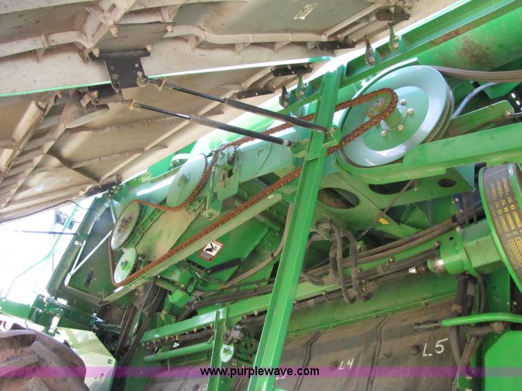 image for item 3072 2008 John Deere 9770STS combine