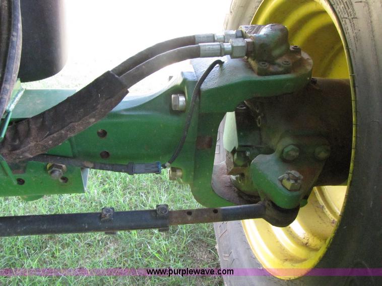 image for item 3072 2008 John Deere 9770STS combine