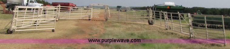 image for item 3073 Wilson portable corral system
