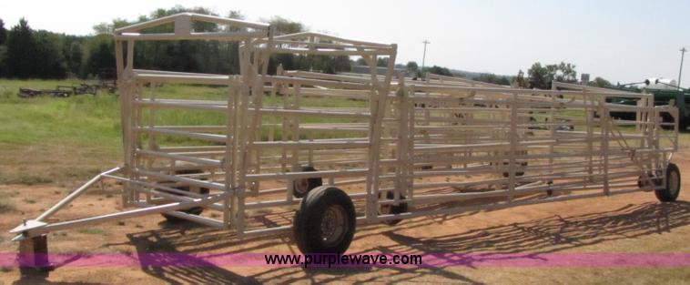 image for item 3073 Wilson portable corral system